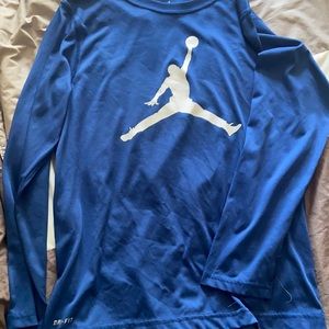 Boys Jordan Shirt Size L
